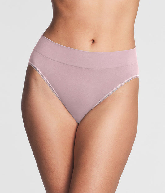 Feeling Flexible Hi Cut - Pale Pink | Wacoal Signature