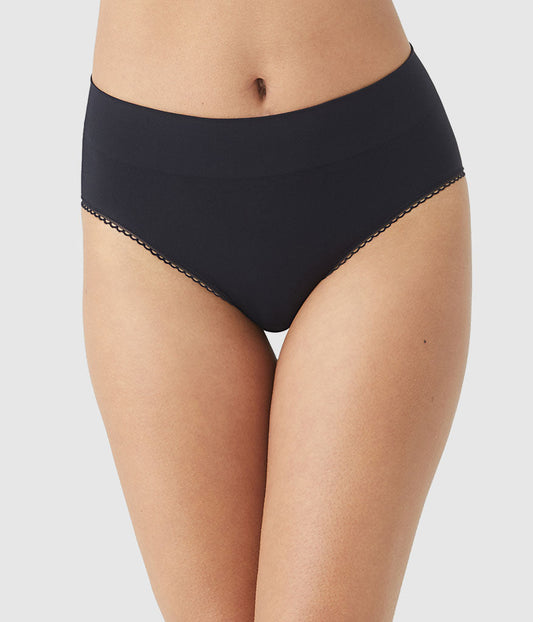 Feeling Flexible Hi-Cut - Black | Wacoal Exclusive