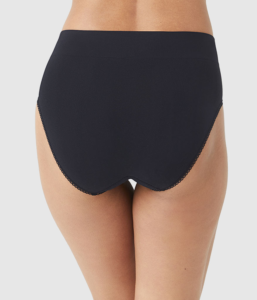 Feeling Flexible Hi-Cut - Black | Wacoal Exclusive
