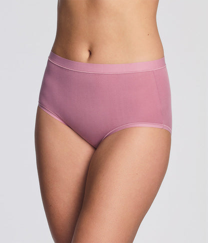 Understated Cotton Brief - Lilas | Wacoal Latest