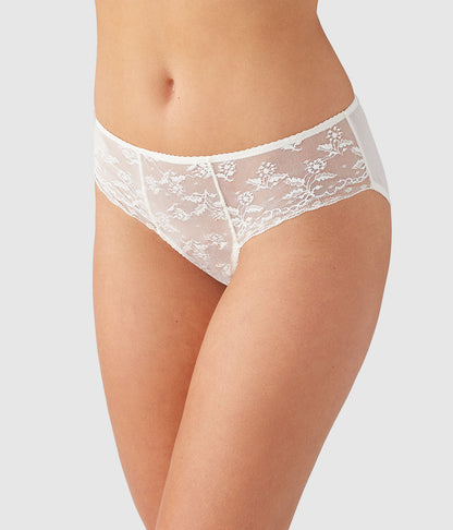 Lifted In Luxury Hipster - Egret | Wacoal Deals