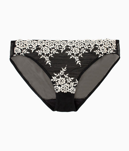 Embrace Lace® Bikini - Black | Wacoal Classic