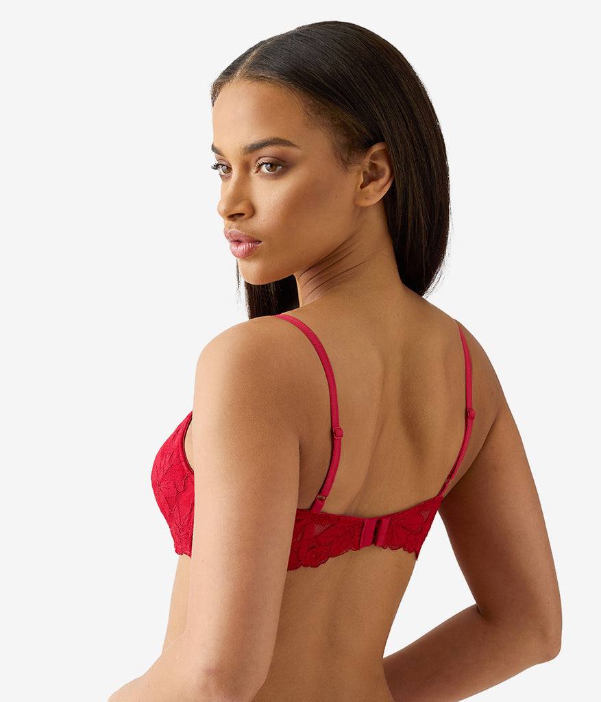 Feeling Famous Balconette Contour Bra - Chili Pepper/Biking Red | Wacoal Best Price