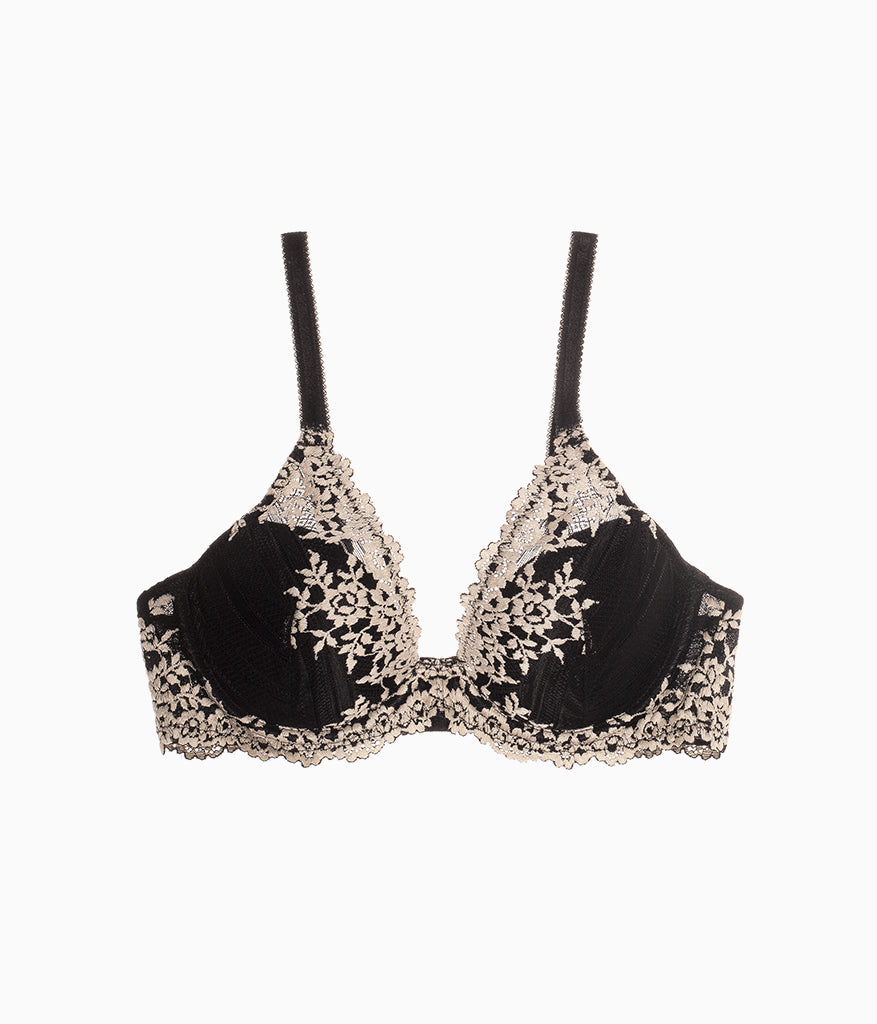 Embrace Lace® Plunge Bra - Black | Wacoal Deals