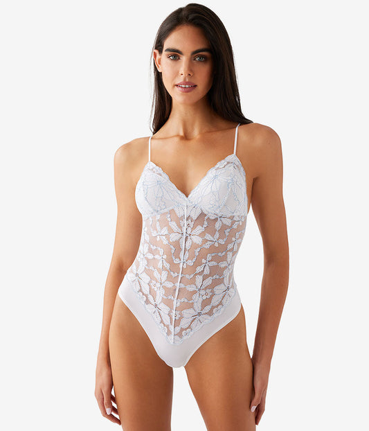 Feeling Famous Bodysuit - White/Frozen Fjord | Wacoal Trending