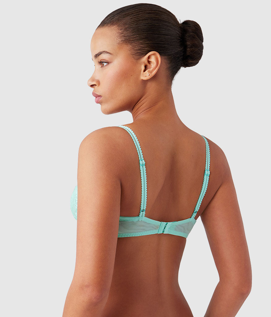 It's On Underwire Bra - Cabbage | Wacoal Best Seller